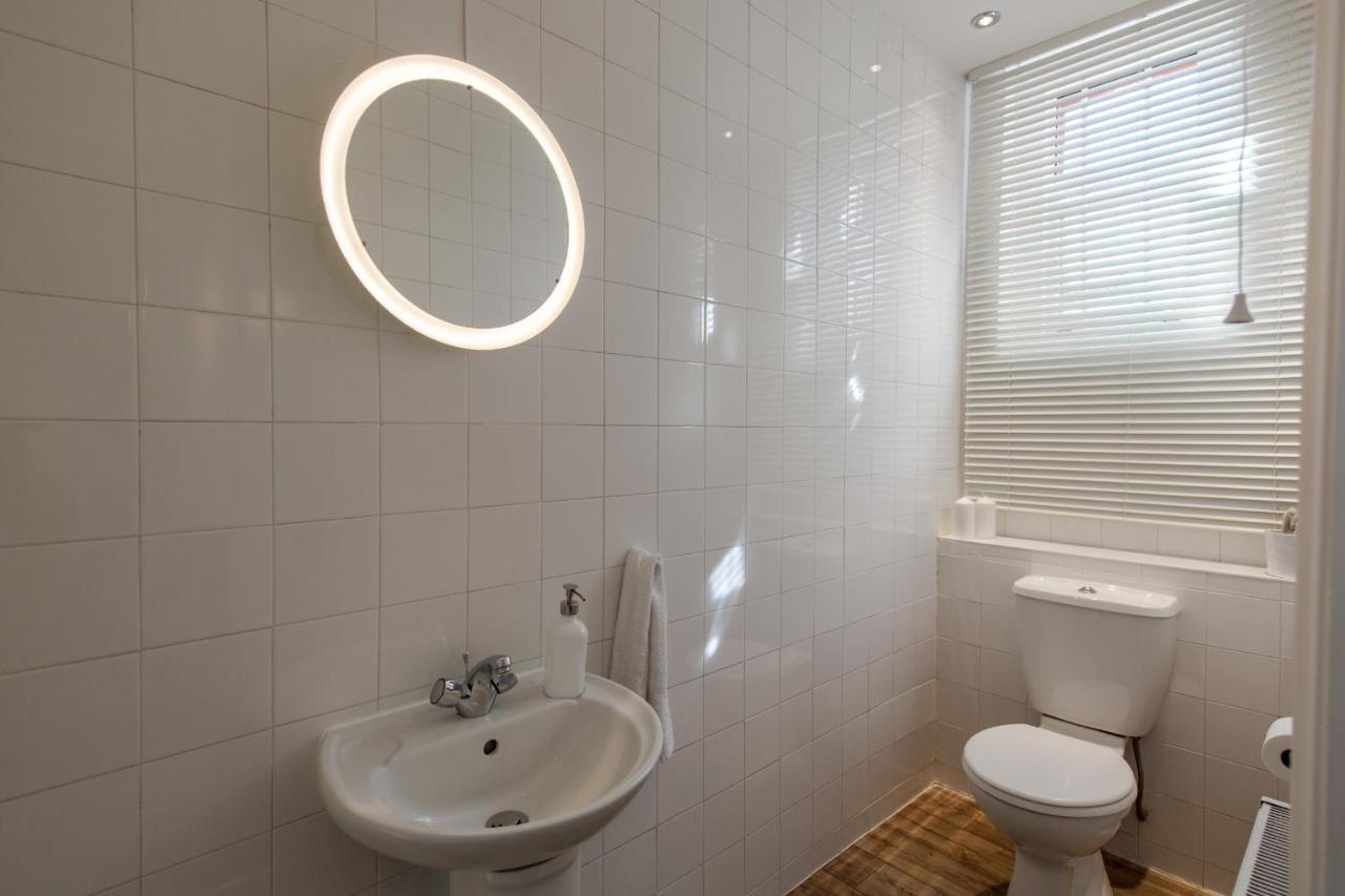 St. Lukes View, Shoreditch, By The Design Traveller London Bagian luar foto