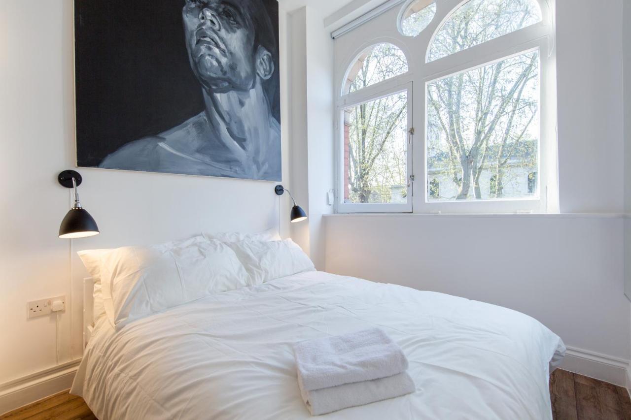 St. Lukes View, Shoreditch, By The Design Traveller London Bagian luar foto