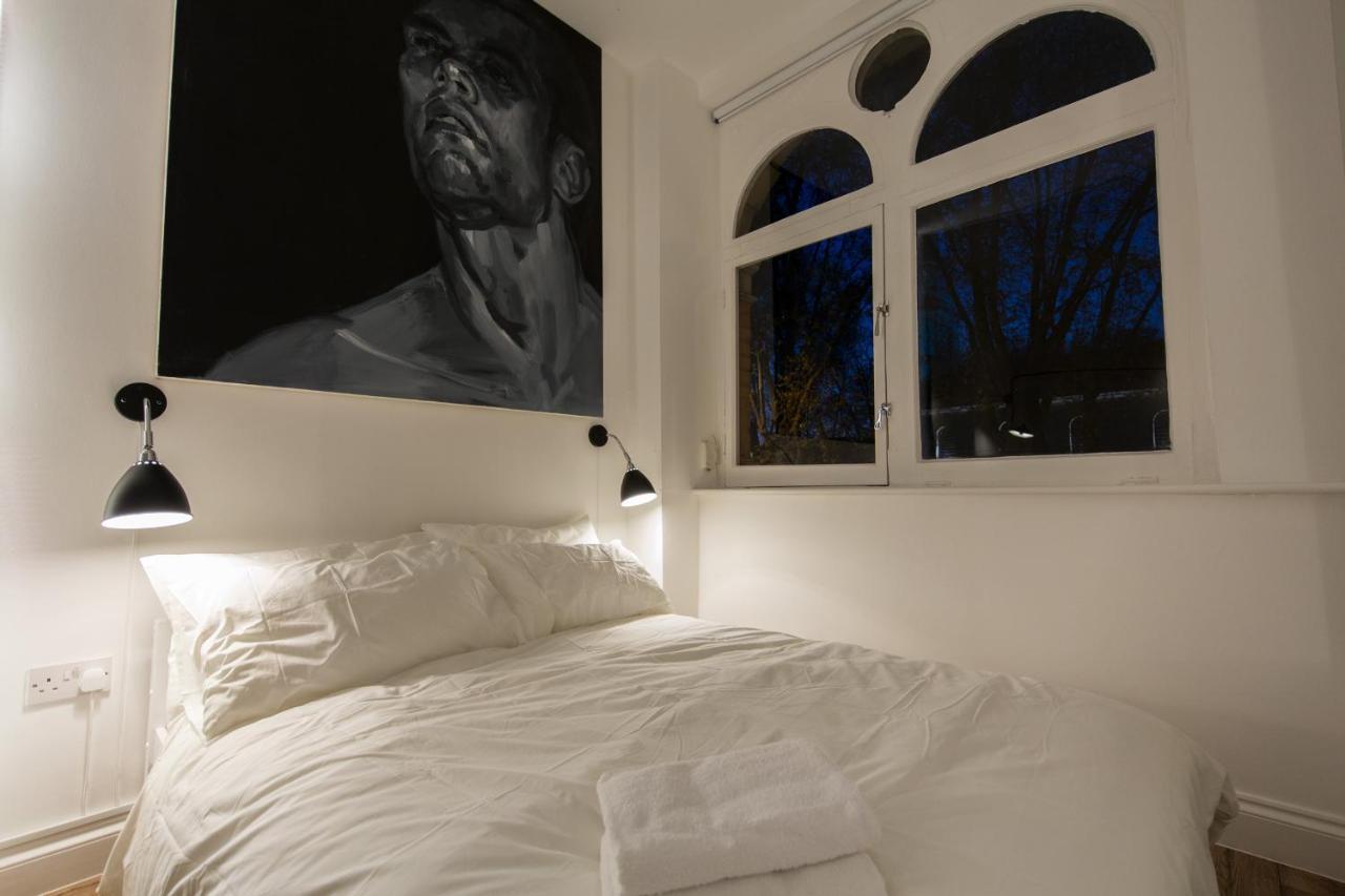 St. Lukes View, Shoreditch, By The Design Traveller London Bagian luar foto