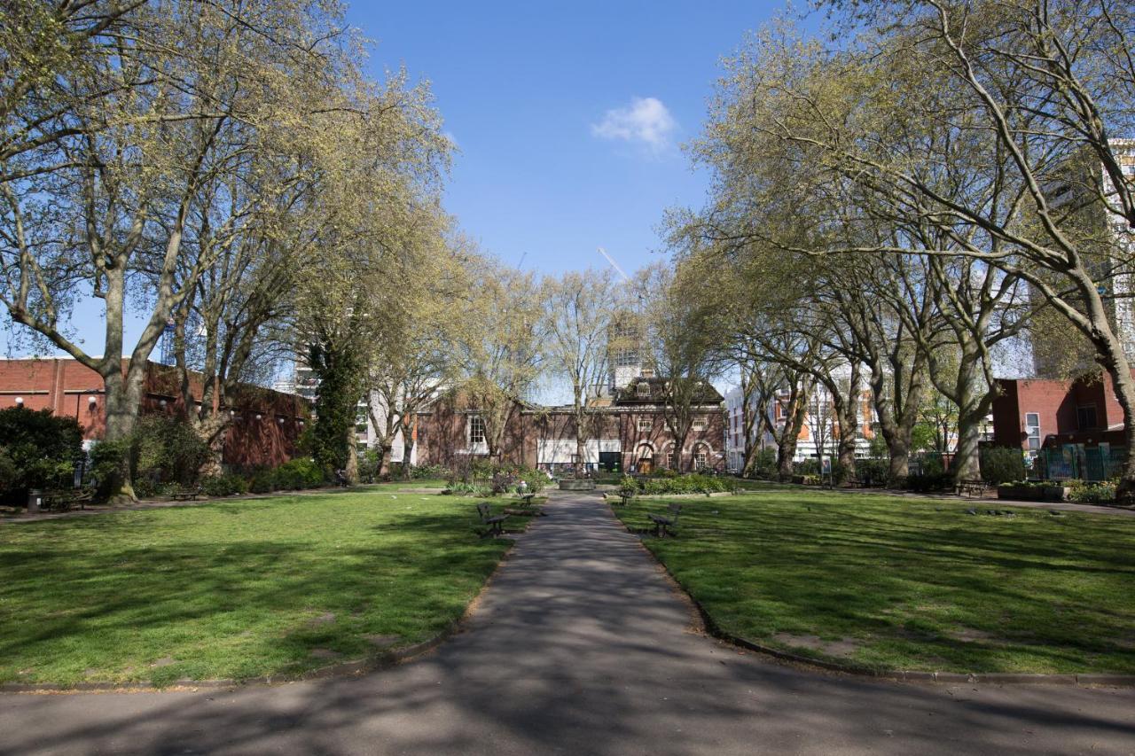 St. Lukes View, Shoreditch, By The Design Traveller London Bagian luar foto